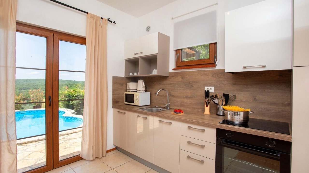 Photo of Kitchen in Ripenda Verbanci