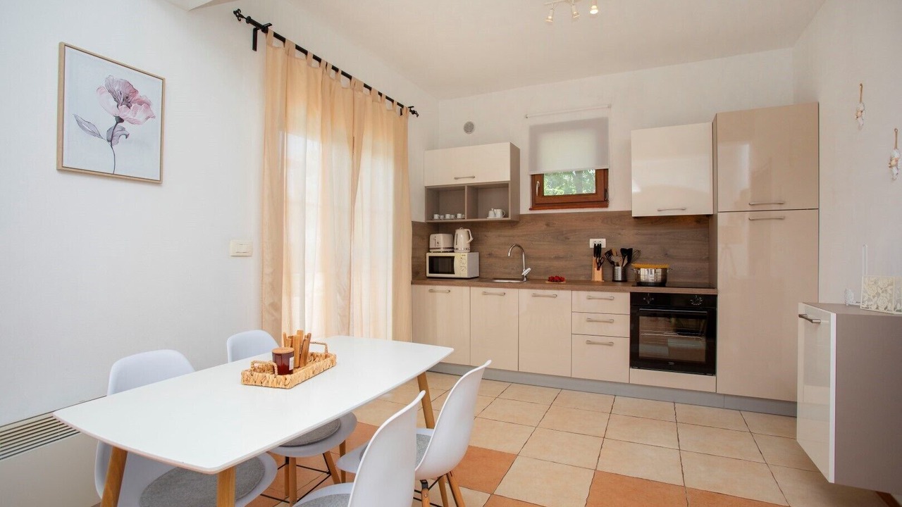 Photo of Kitchen in Ripenda Verbanci