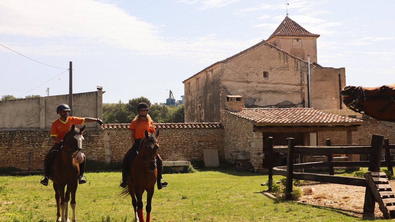 Photo of Outdoor in Rossell