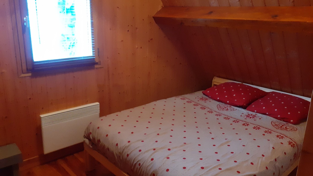Photo of Bedroom in Cazeaux-de-Larboust