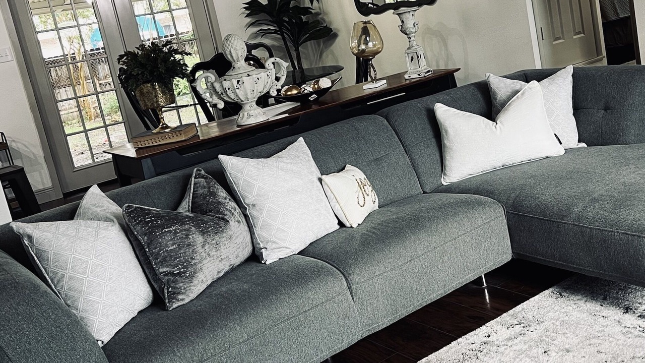 Photo of Livingroom in Crownhill Park