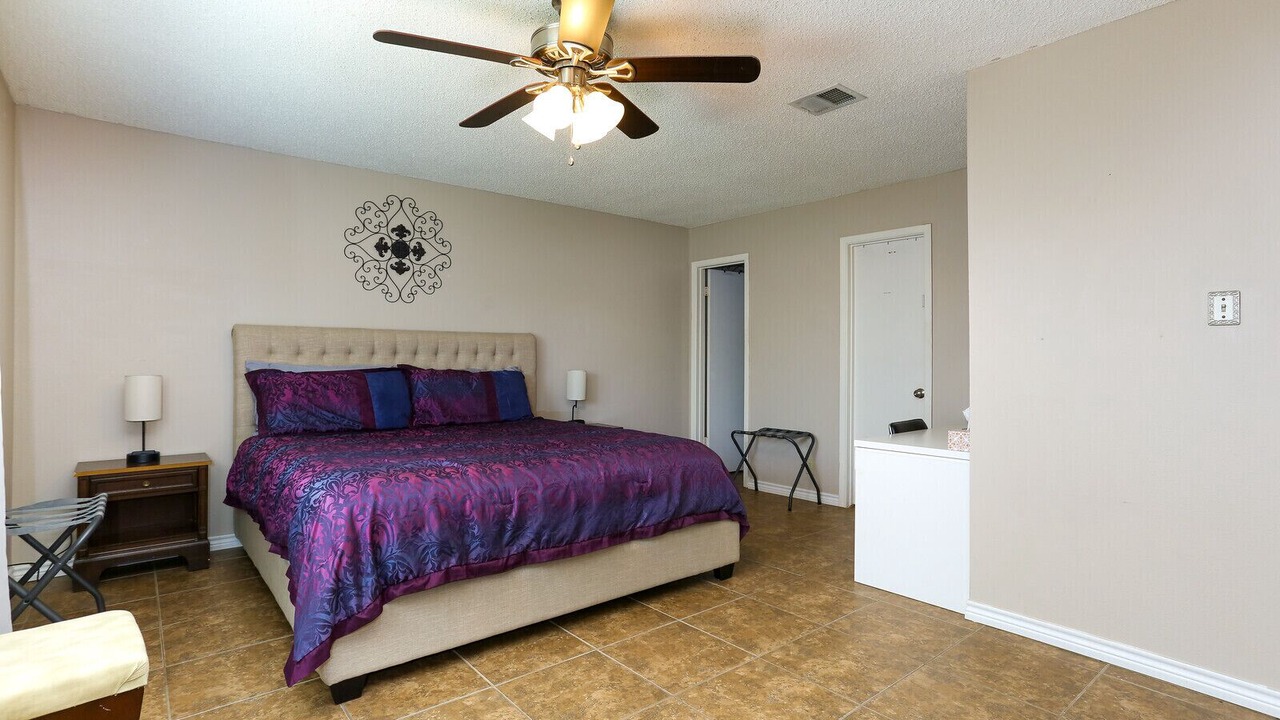 Photo of Bedroom in Heritage