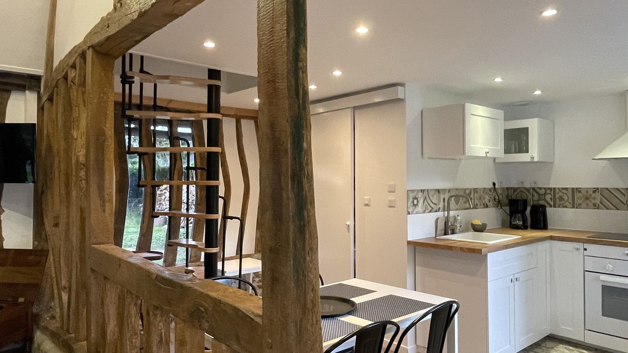 Photo of Kitchen in Saint-Gatien-des-Bois