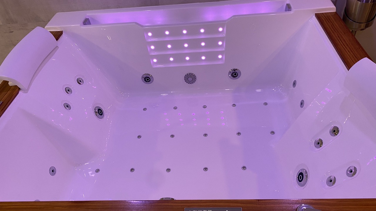 Photo of Bathroom in Saint-Gilles-de-Cretot