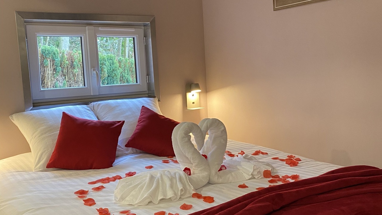 Photo of Bedroom in Saint-Gilles-de-Cretot