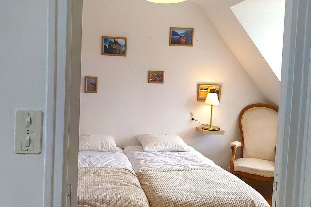 Photo of Bedroom in Saint-Georges-de-Reintembault