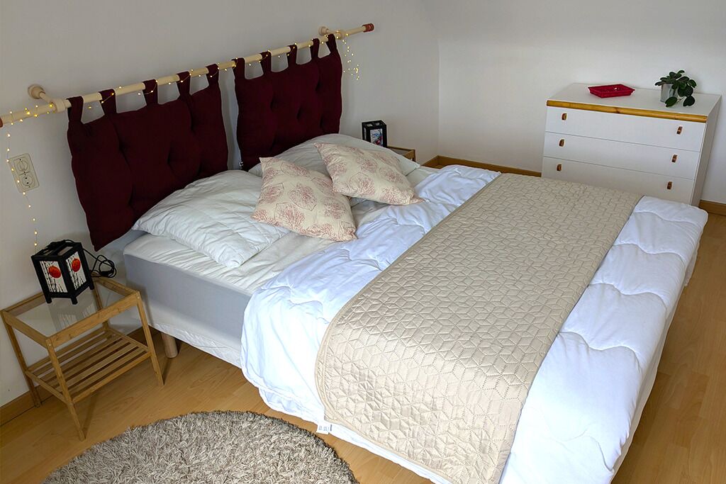 Photo of Bedroom in Saint-Georges-de-Reintembault