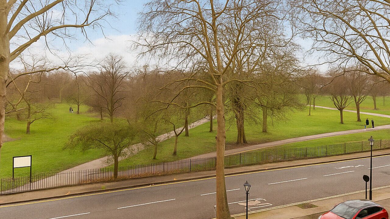 Photo of Outdoor in Belsize