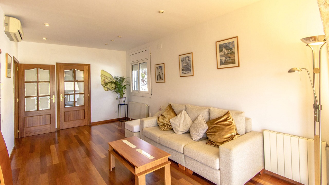 Photo of Livingroom in Cunit