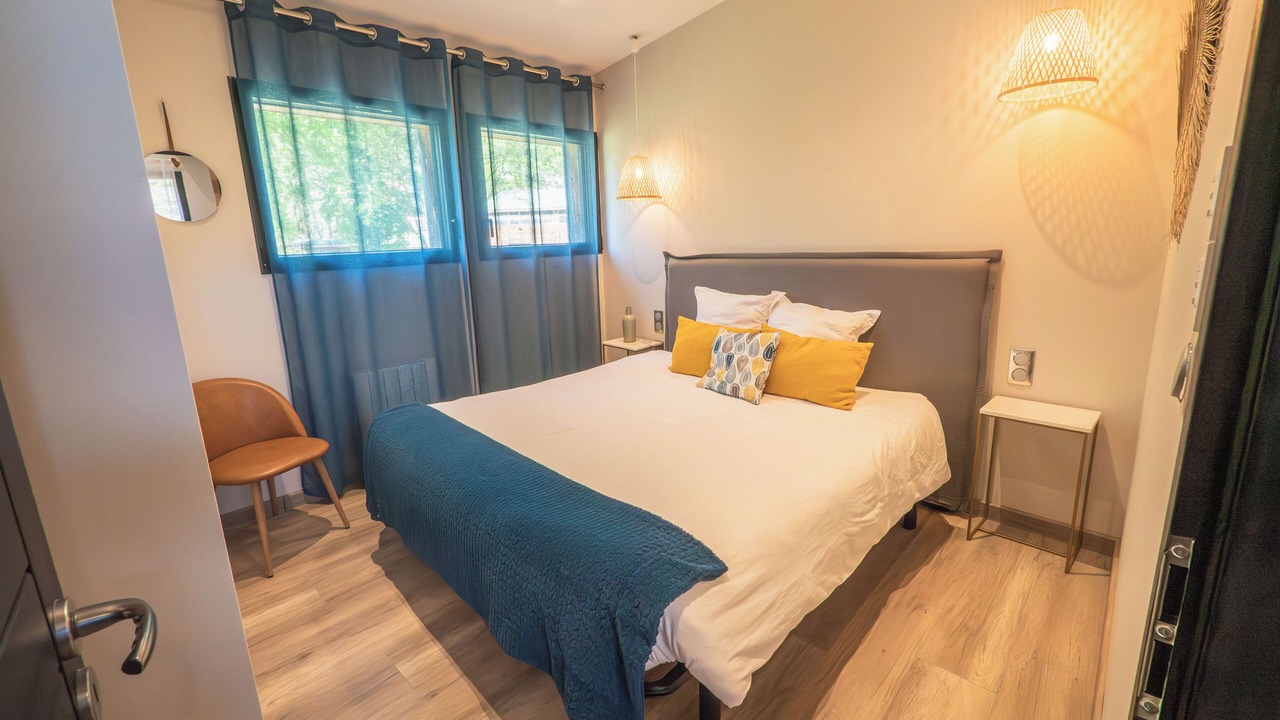 Photo of Bedroom in Saint-Affrique