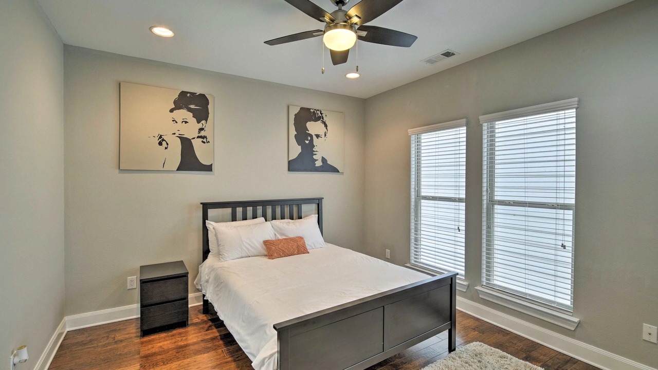 Photo of Bedroom in Shady Acres