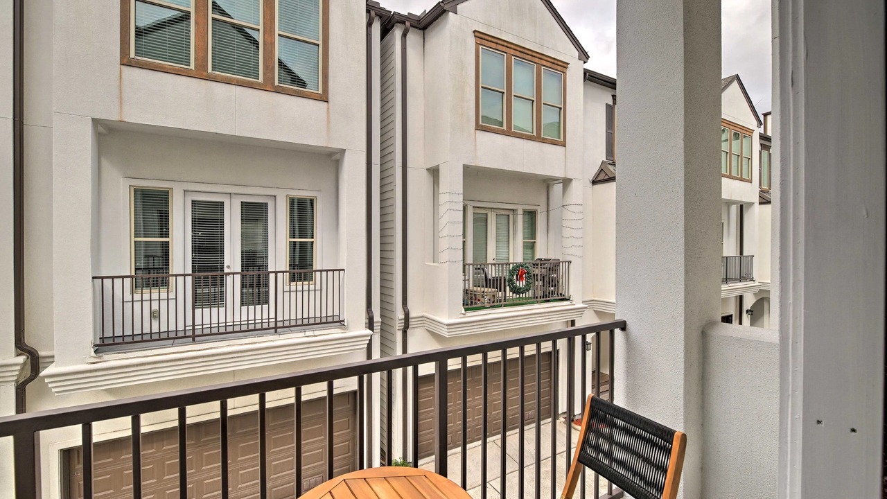 Photo of Outdoor in Shady Acres