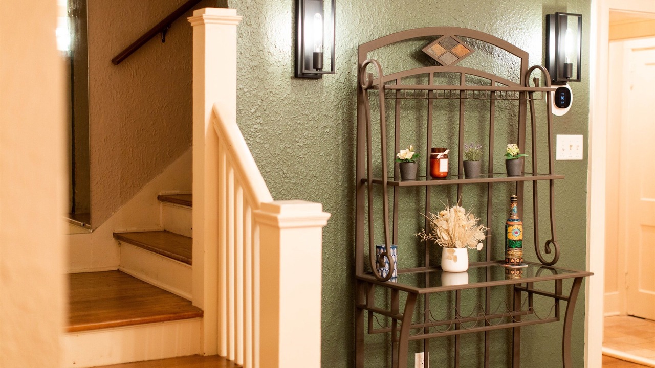 Photo of Bedroom in Midtown