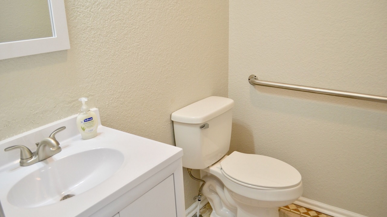 Photo of Bathroom in Forest City
