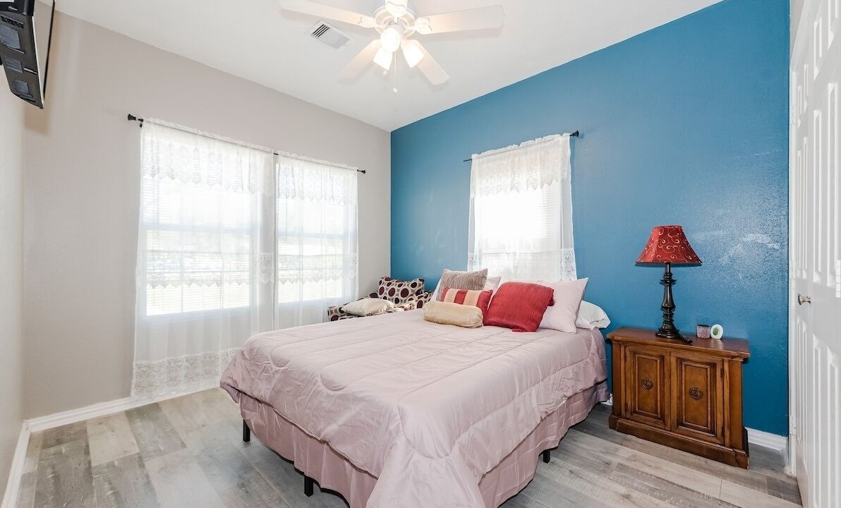 Photo of Bedroom in Northeast Houston