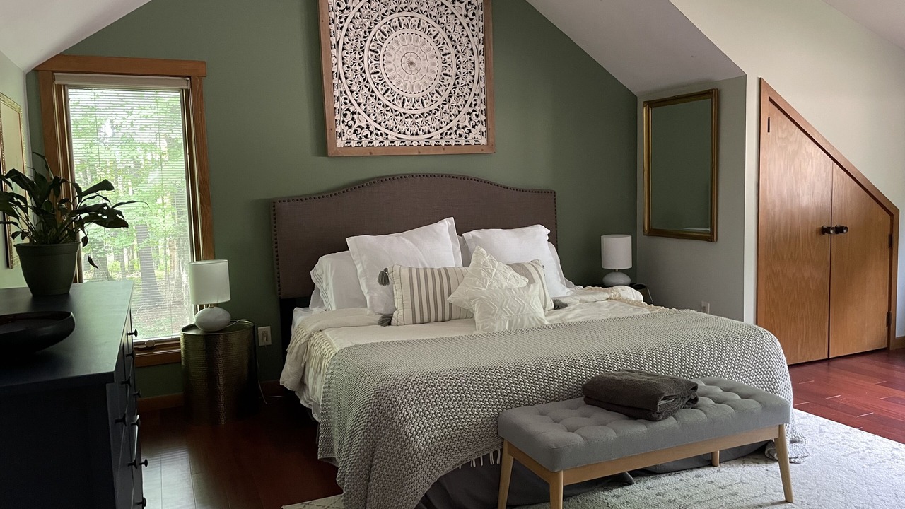 Photo of Bedroom in Orchard Park