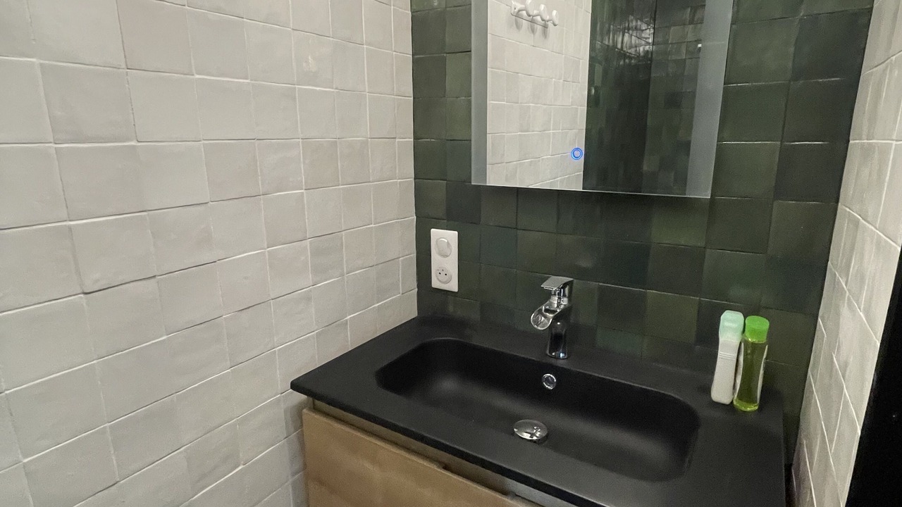 Photo of Bathroom in Montcuq
