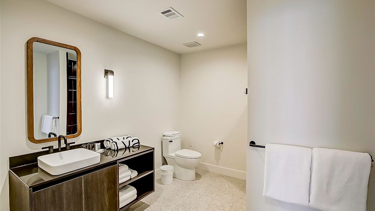 Photo of Bathroom in Rainey Street Historic District