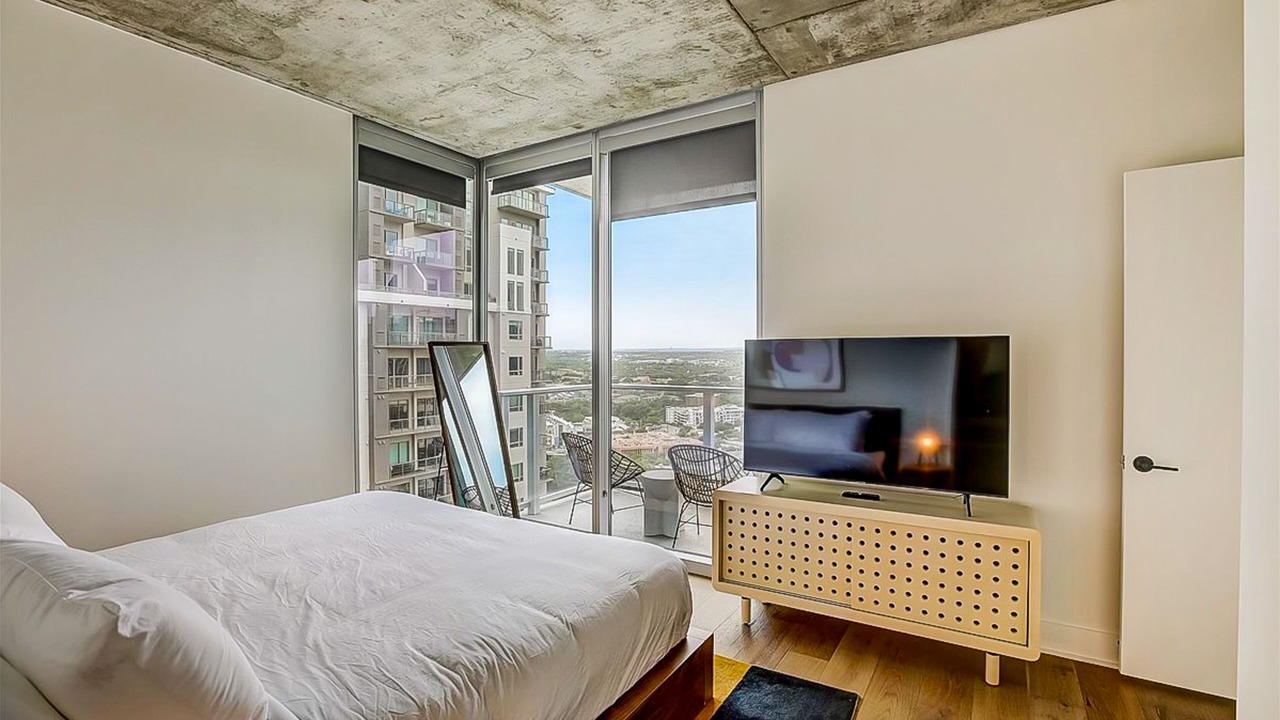 Photo of Bedroom in Rainey Street Historic District