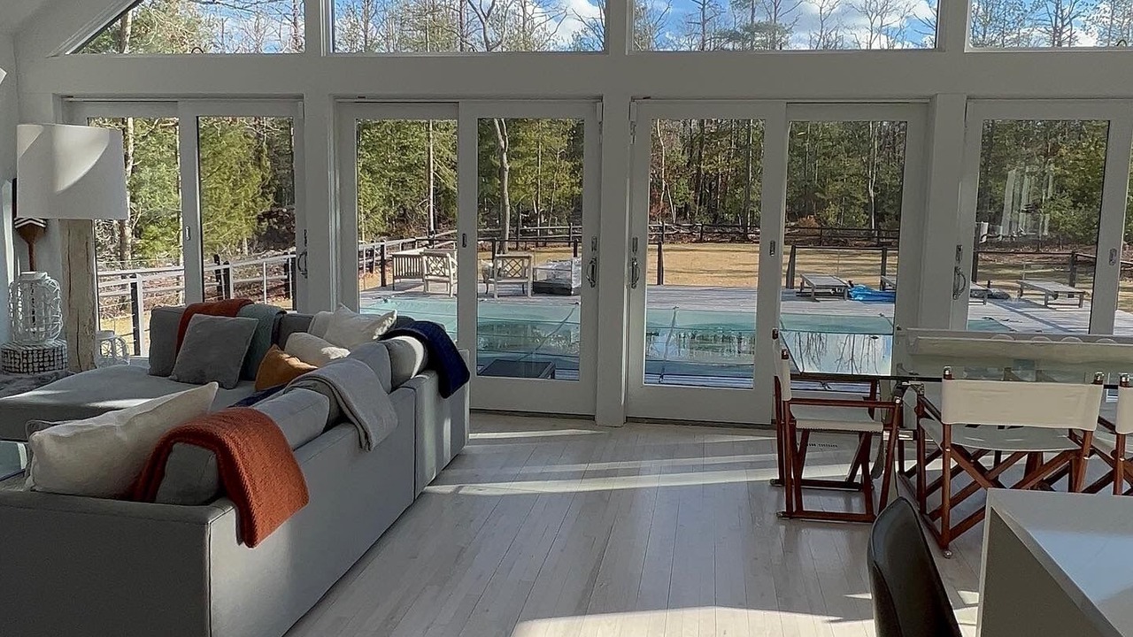 Photo of Livingroom in East Hampton