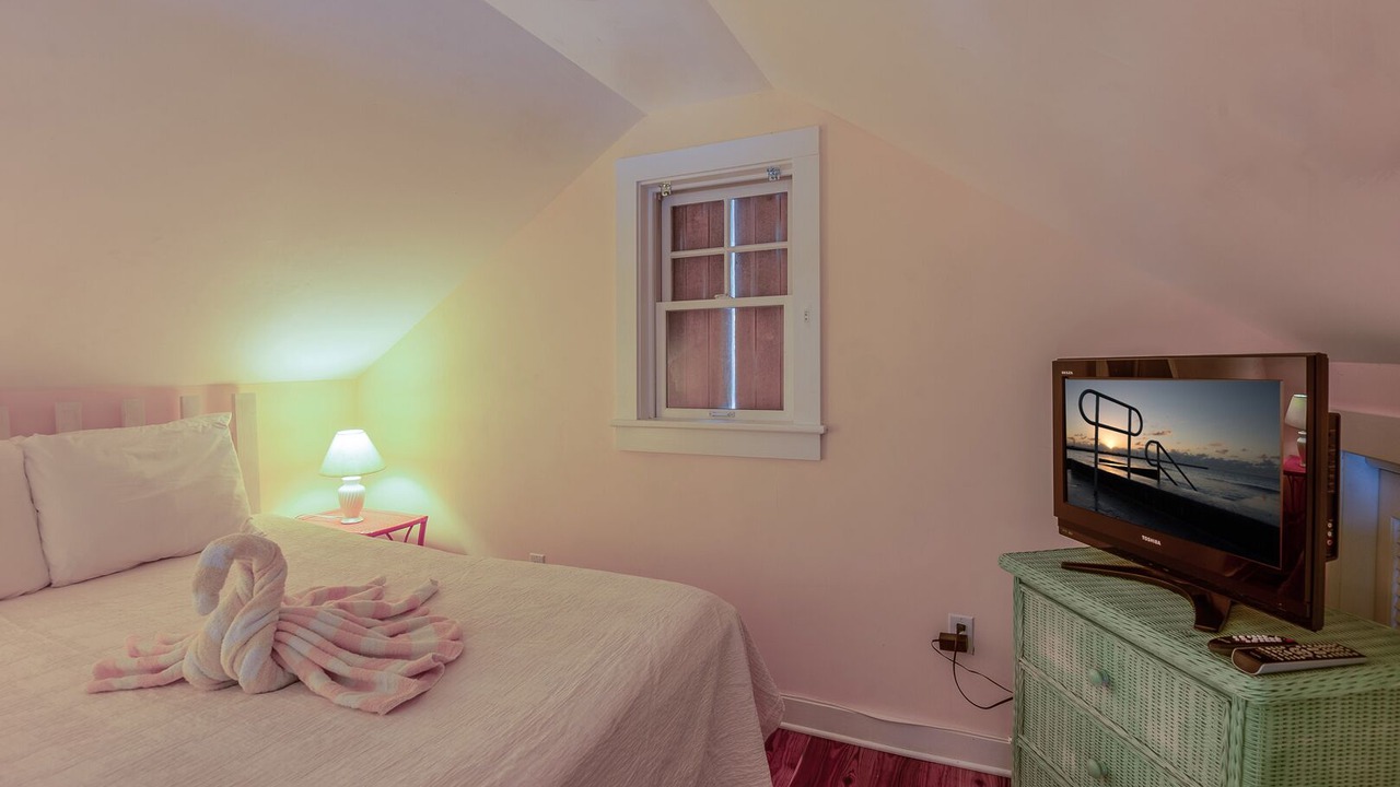 Photo of Bedroom in Downtown