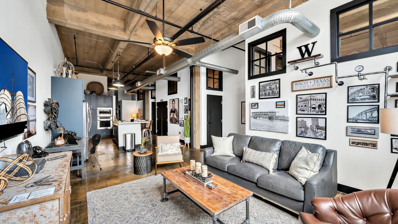 Photo of Livingroom in Brazos