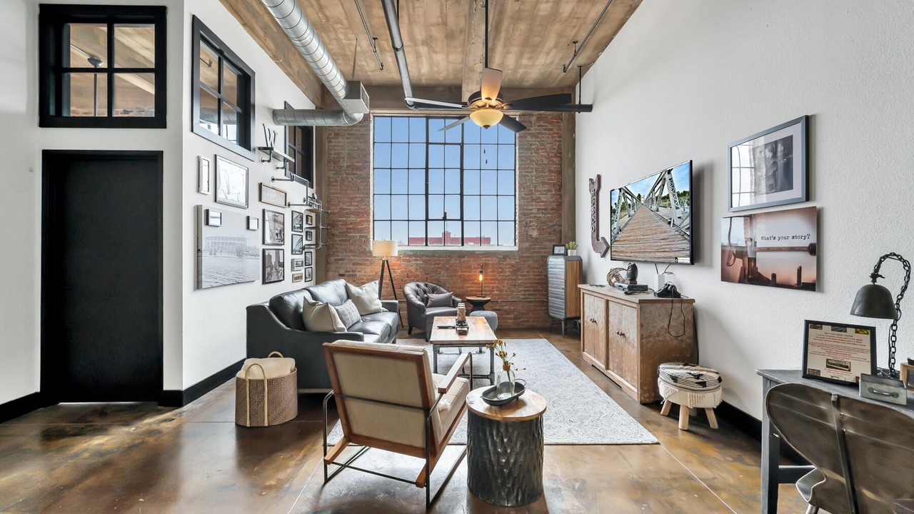 Photo of Livingroom in Brazos