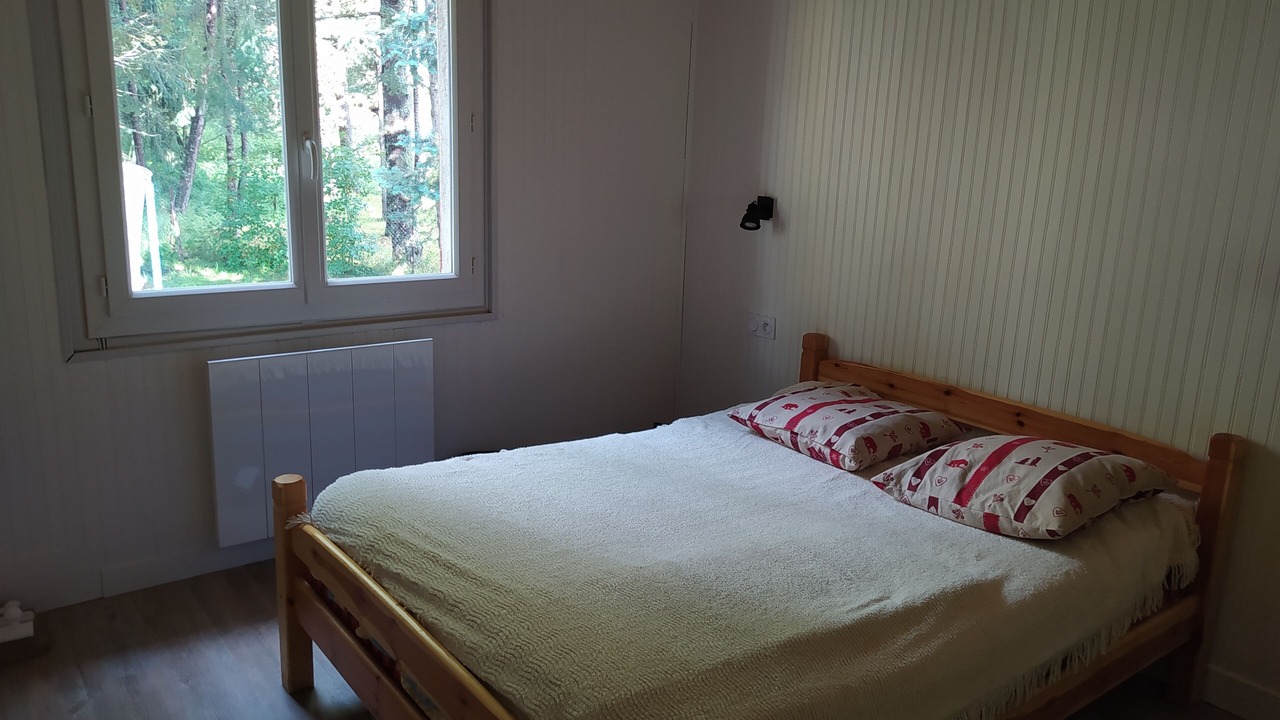 Photo of Bedroom in Pyrenees 2000