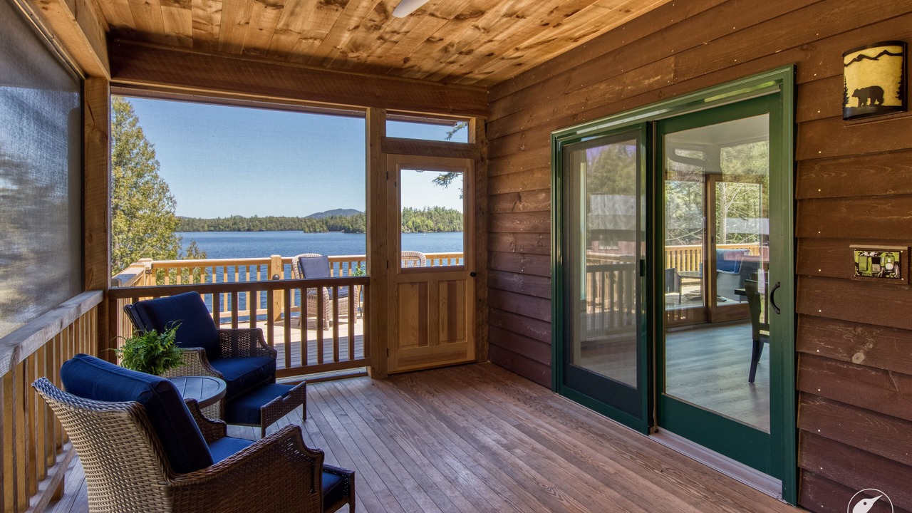 Photo of Patio Balcony in Tupper Lake
