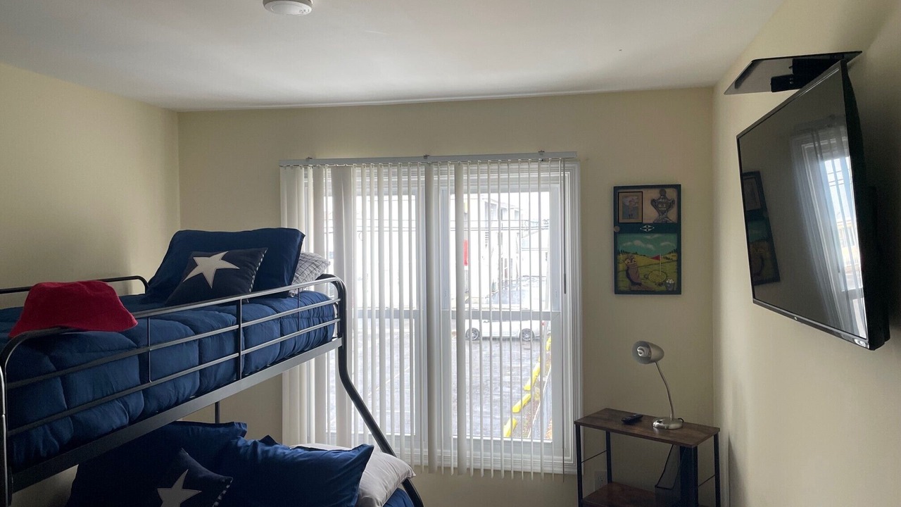 Photo of Bedroom in Seaside Heights