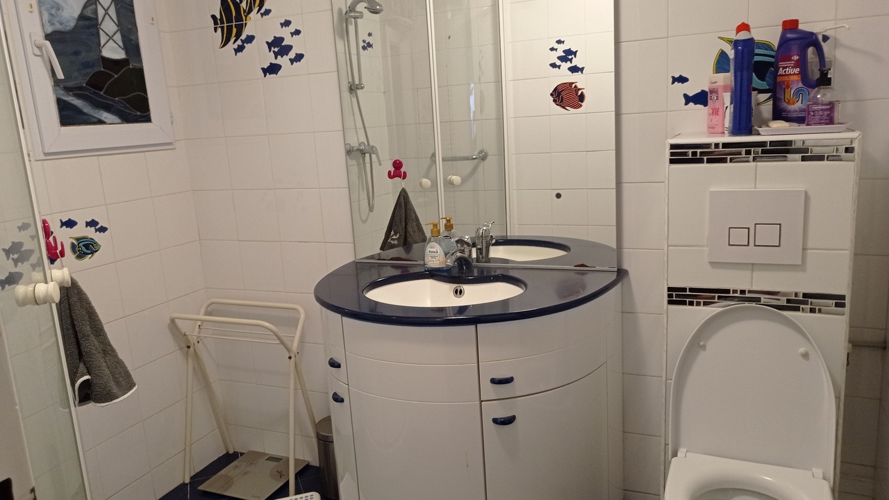 Photo of Bathroom in Lattes