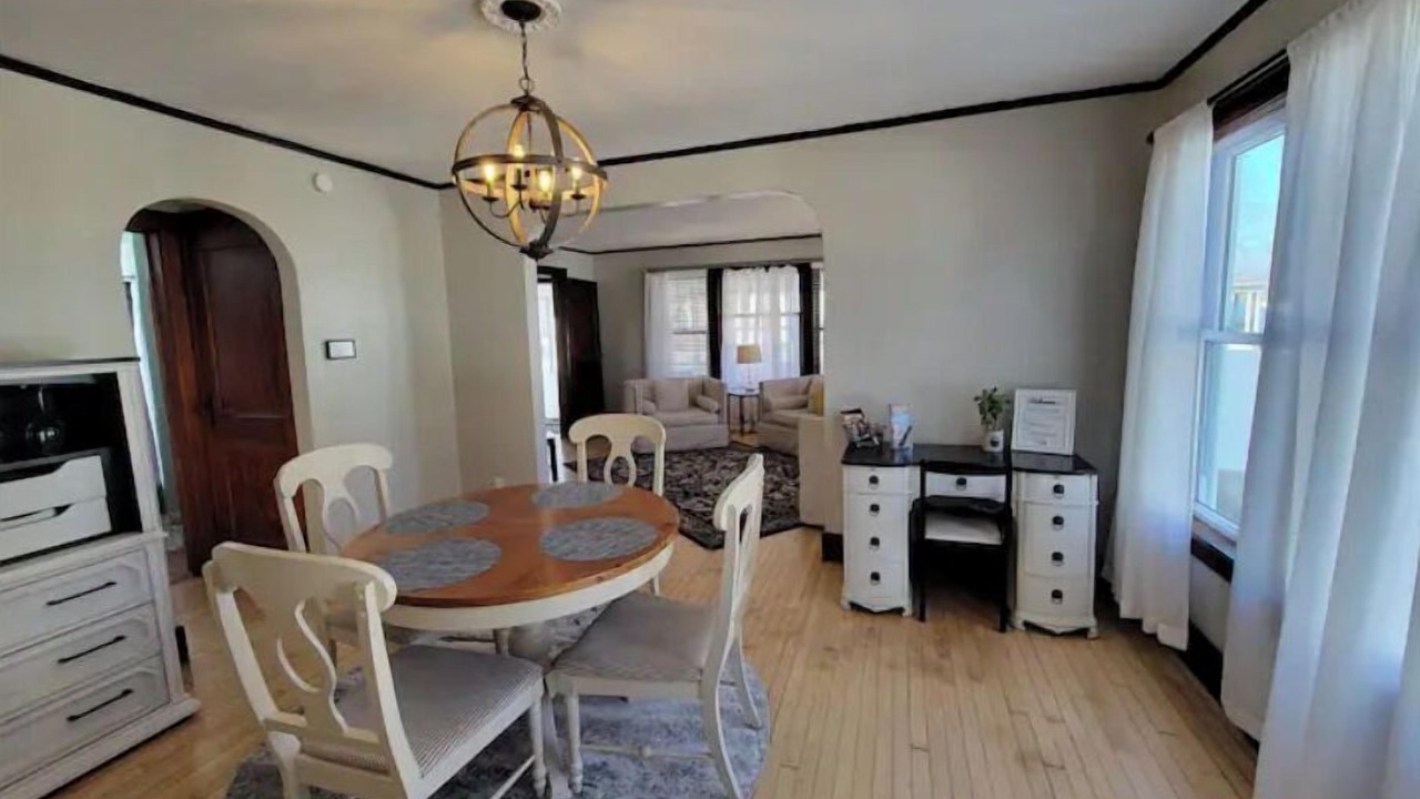 Photo of Livingroom in Portage