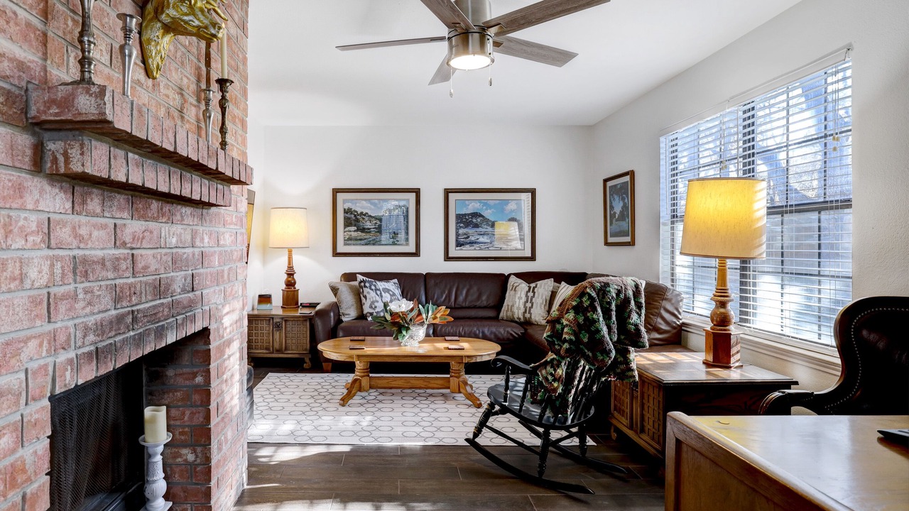 Photo of Livingroom in North San Antonio - SAT
