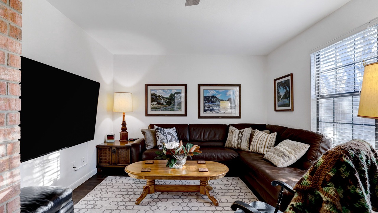 Photo of Livingroom in North San Antonio - SAT