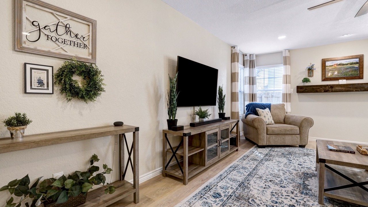 Photo of Livingroom in Wetmore