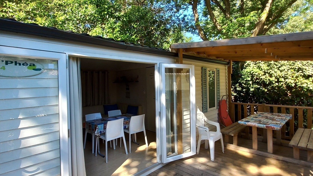 Photo of Outdoor in La Roque-d'Antheron