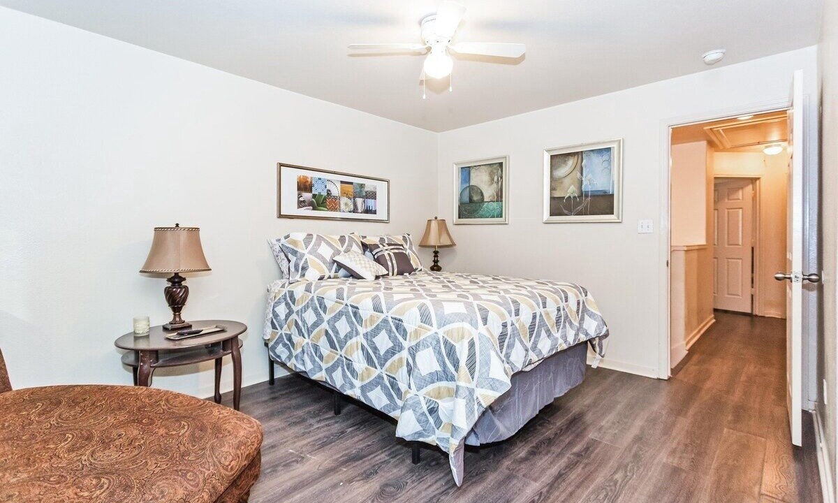 Photo of Bedroom in Northeast Houston