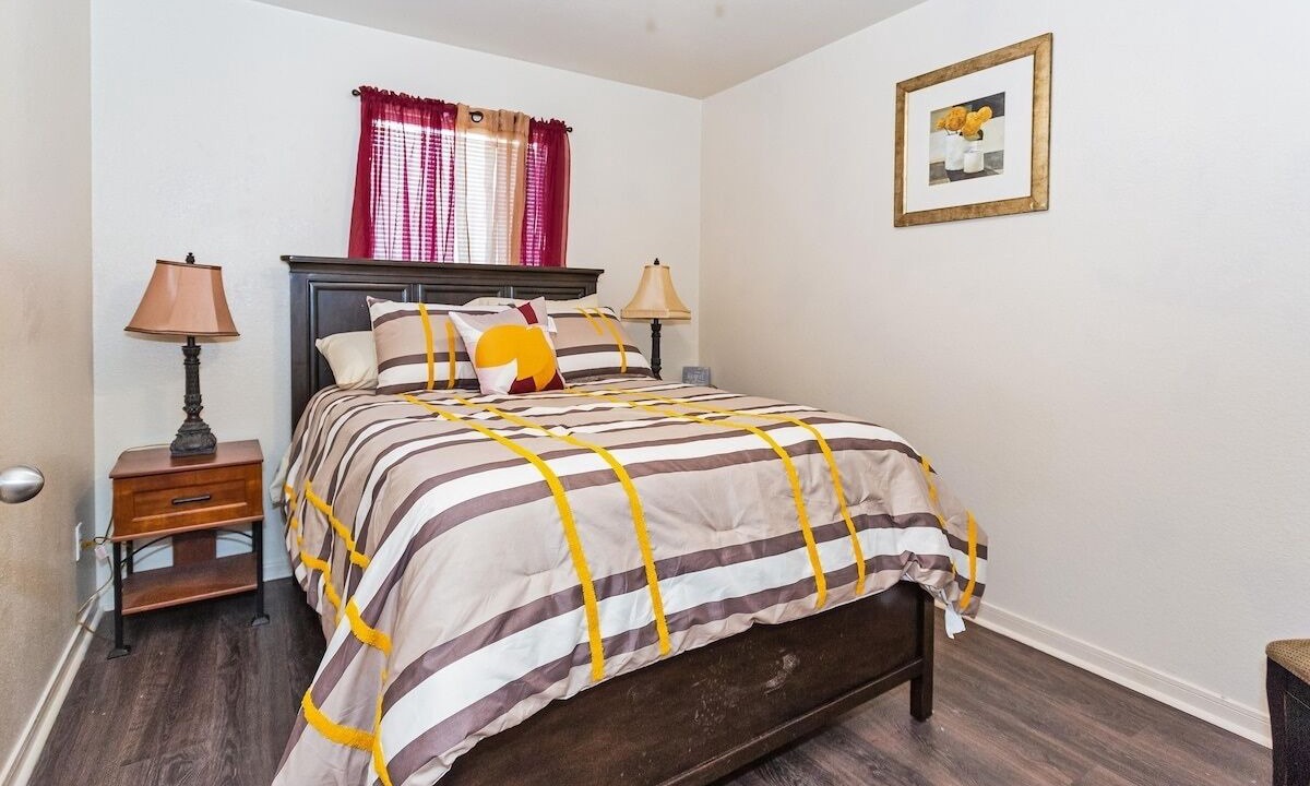 Photo of Bedroom in Northeast Houston