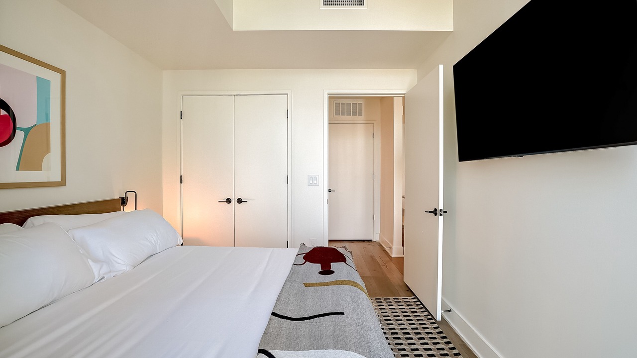 Photo of Bedroom in Rainey Street Historic District