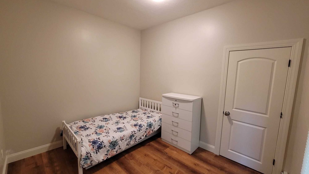 Photo of Bedroom in Hyde Square