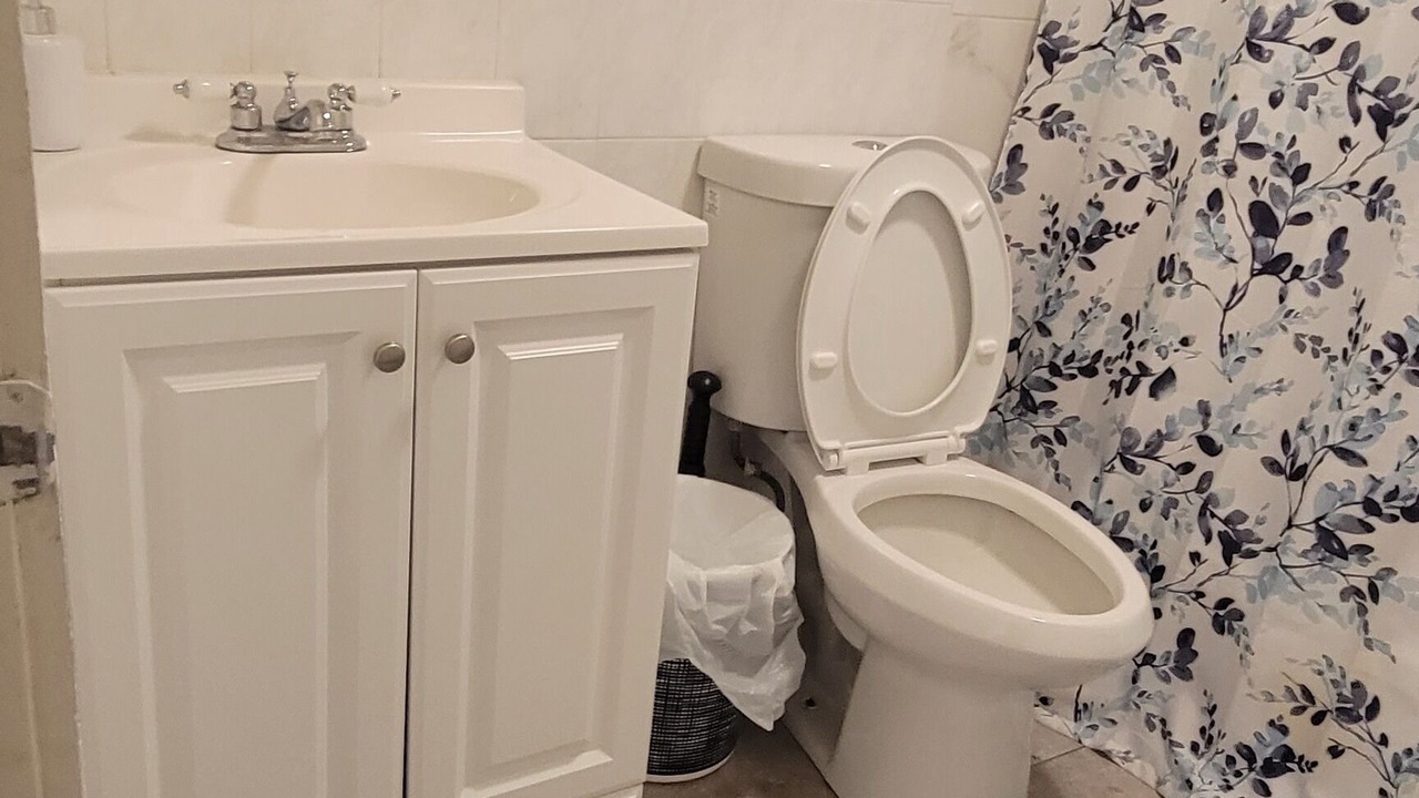 Photo of Bathroom in Hyde Square