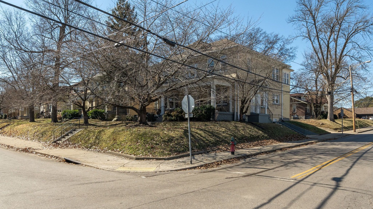 Photo of Outdoor in Music Row