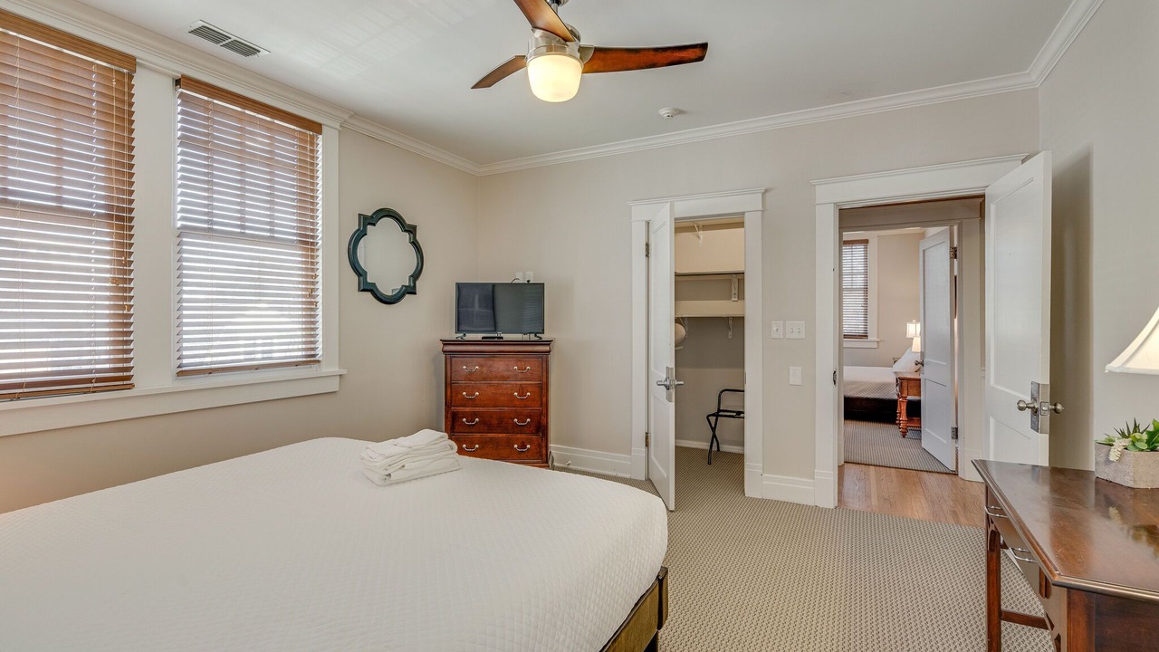 Photo of Bedroom in Music Row