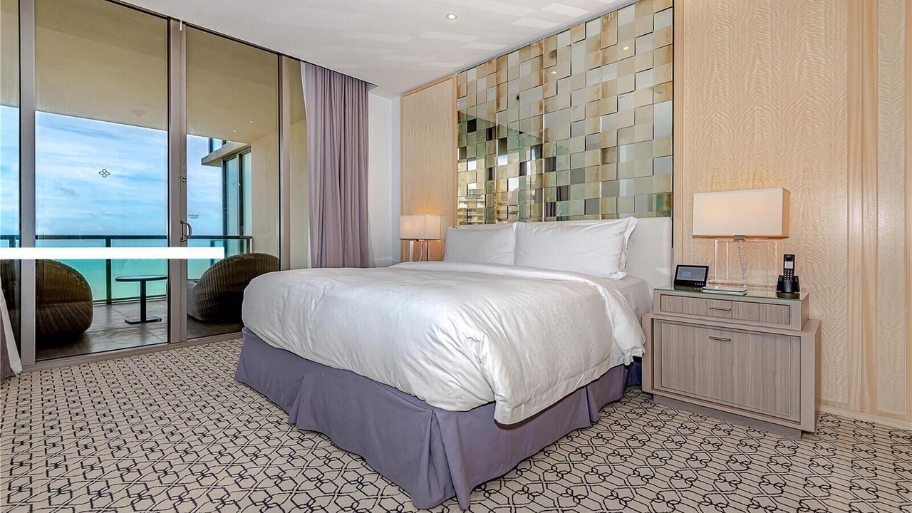 Photo of Bedroom in Bal Harbour