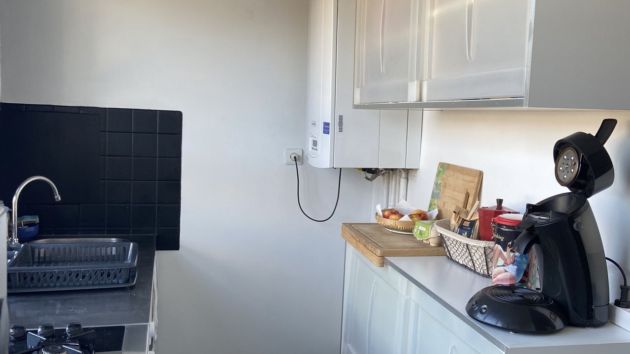 Photo of Kitchen in Residence Las Rebes Batiment