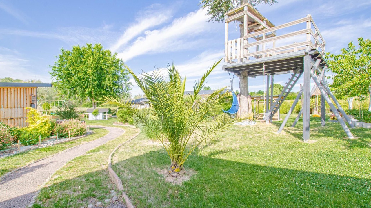 Photo of Others in Geraudot