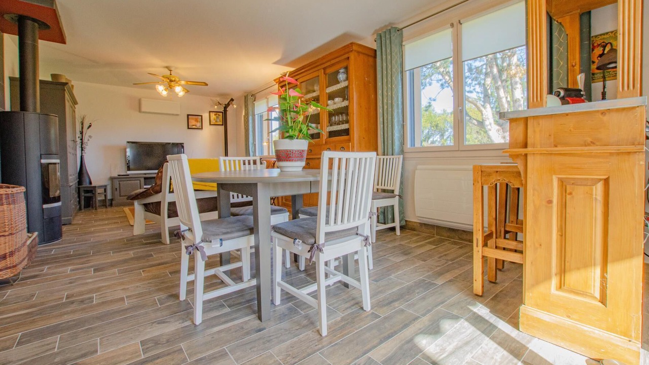 Photo of Others in Geraudot