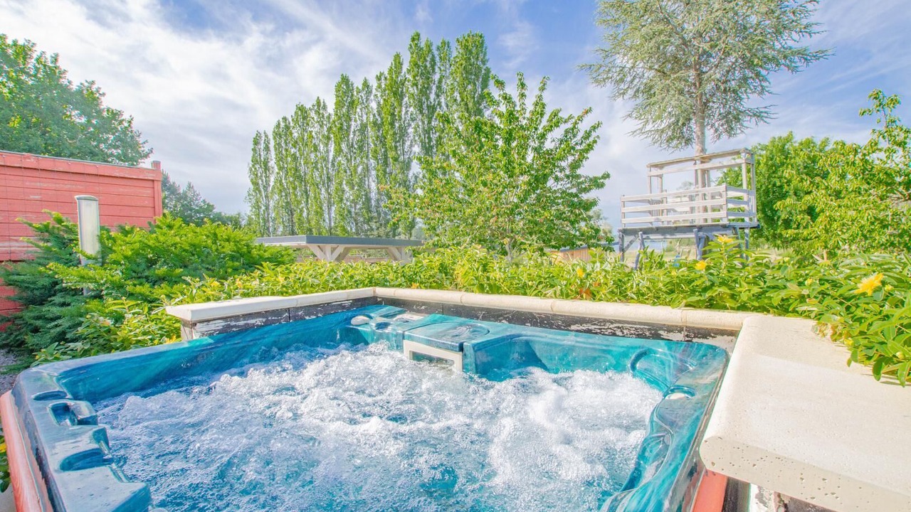 Photo of Outdoor in Geraudot