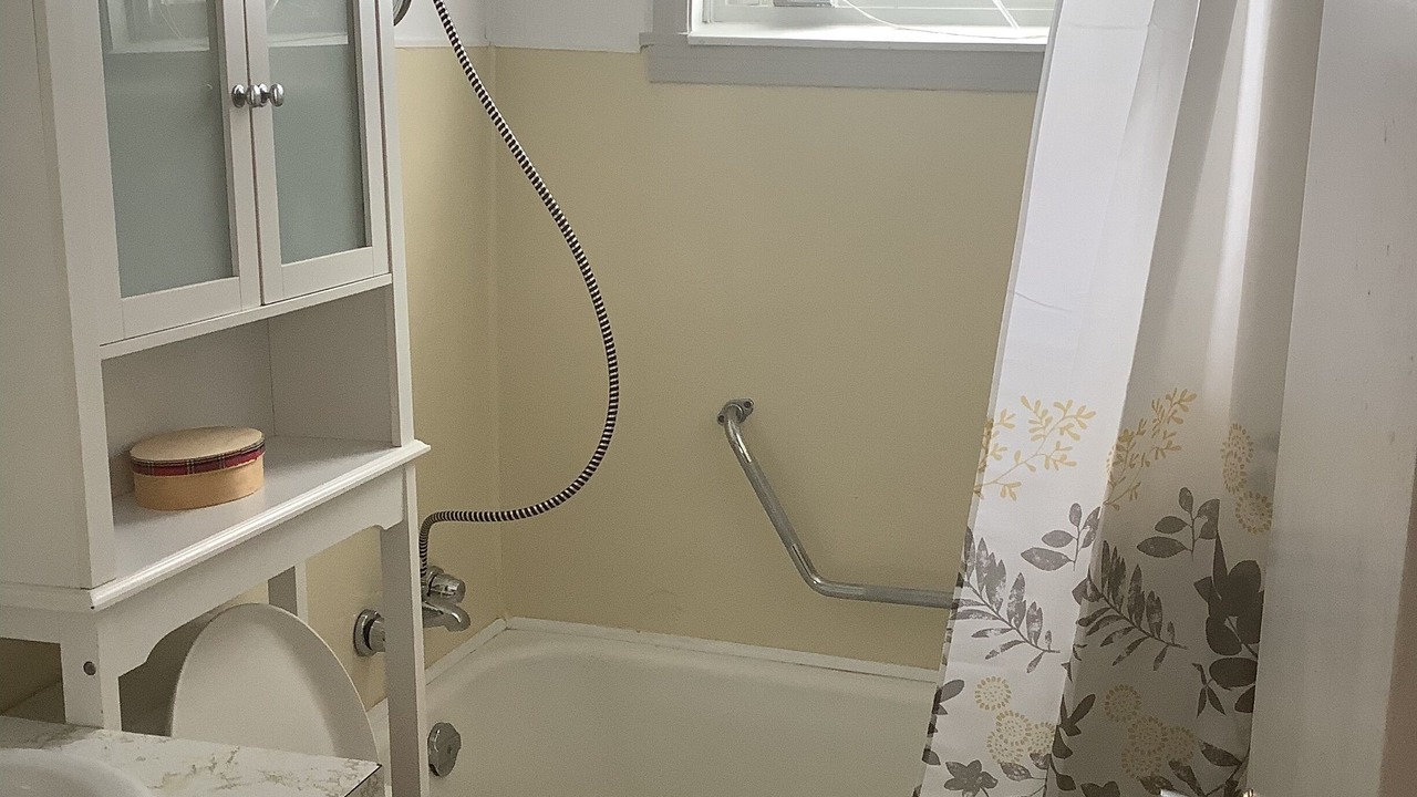 Photo of Bathroom in Cap-Bateau