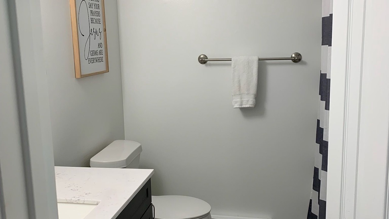 Photo of Bathroom in Holly